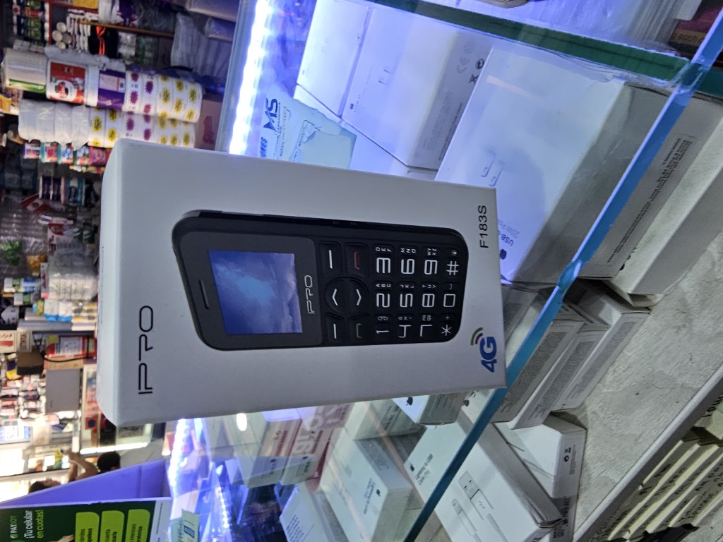 IPRO CELULAR F183S