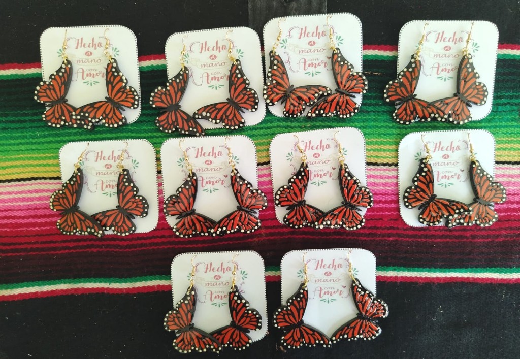 Aretes mariposa monarca
