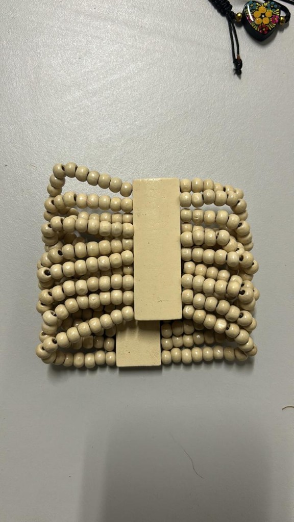 Pulsera de madera anete
