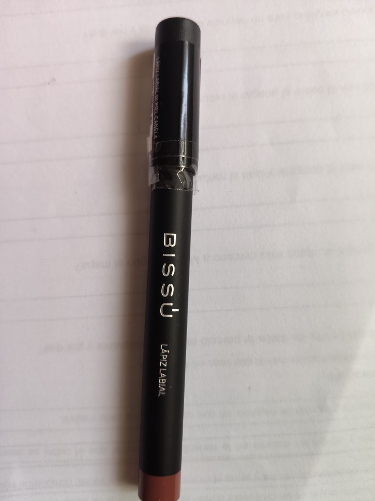 Bissu lápiz labial nude