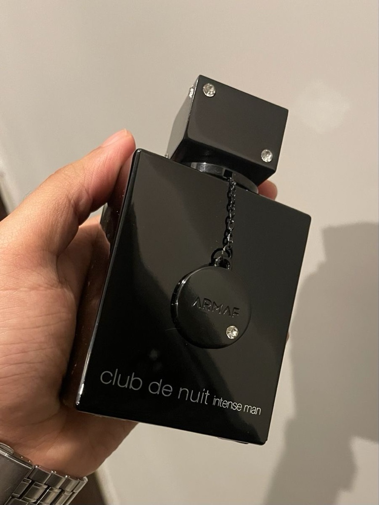 Club de Nuit Intense Man negro