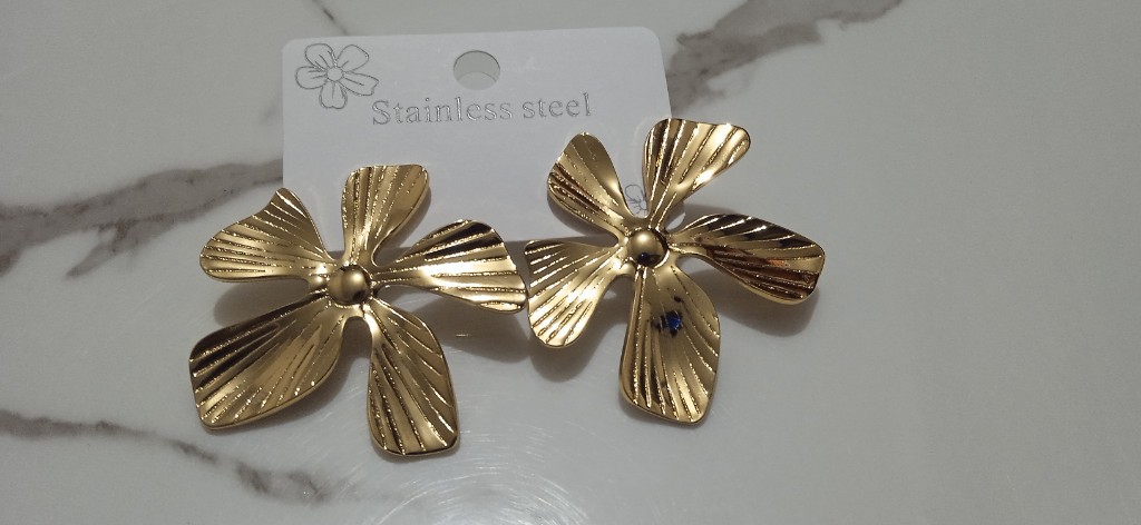 Aretes flor dorados grandes topitos X