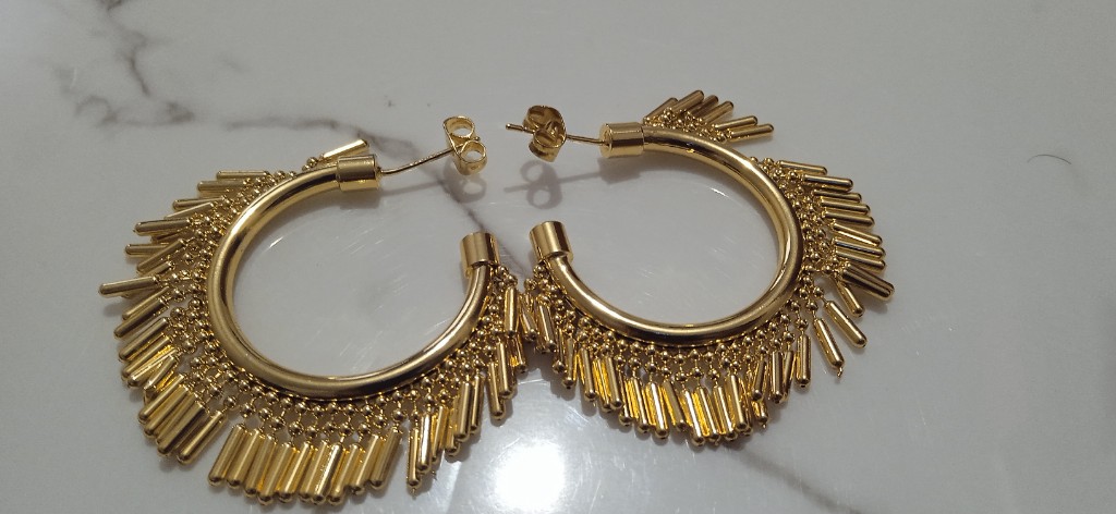 Aretes dorados circulares