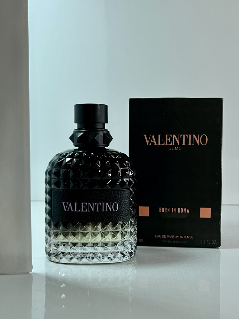 Valentino Uomo Born In Roma Intense