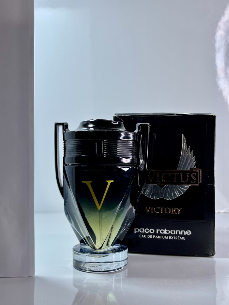 Invictus Victory negro Paco Rabanne