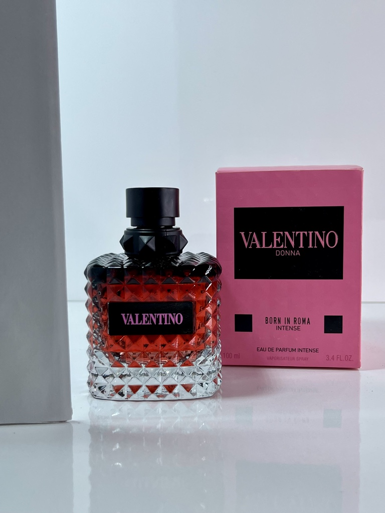 Valentino Donna Born In Roma Intense