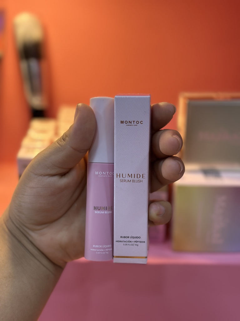 MONTOC Húmide rubor líquido rosado