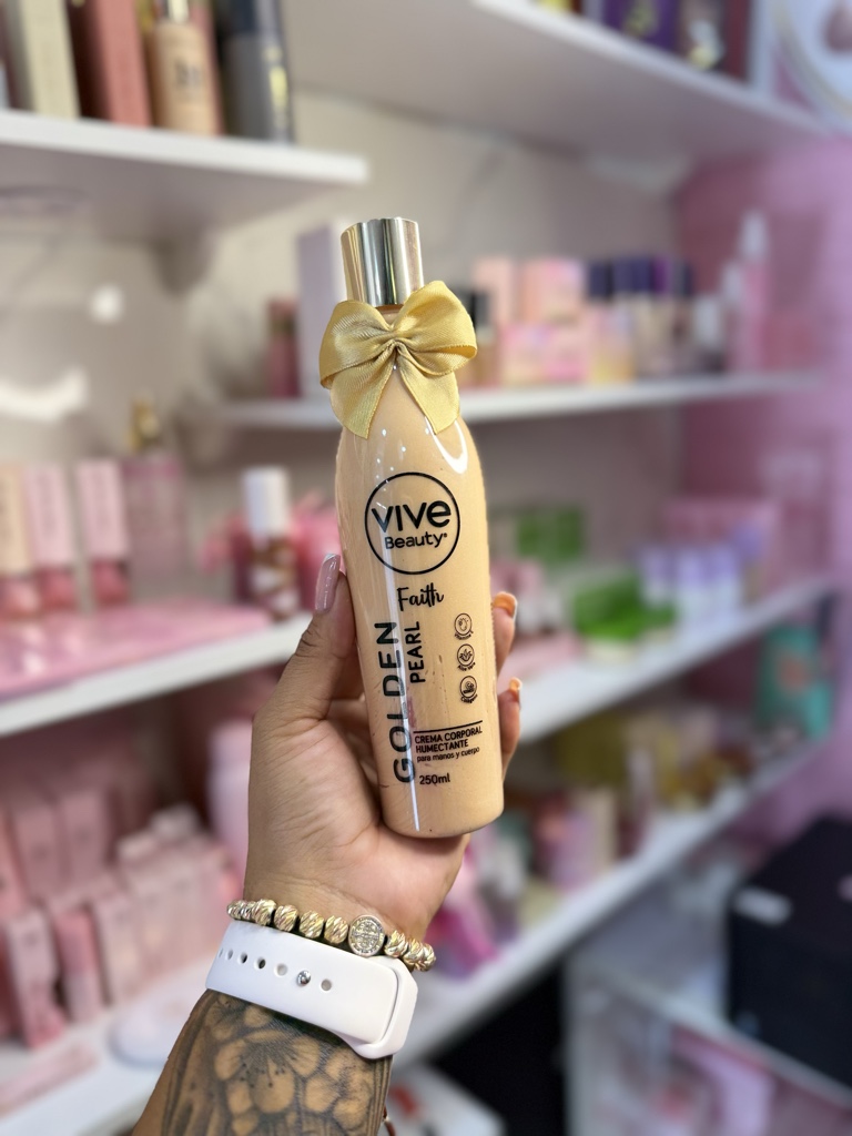 Crema corporal vive con destellos