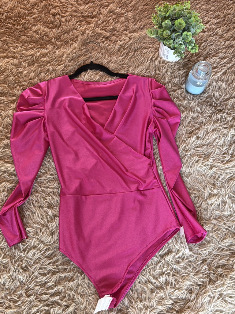 Body fucsia de manga larga