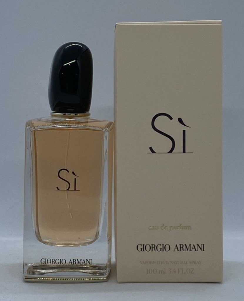 Giorgio Armani Si perfume