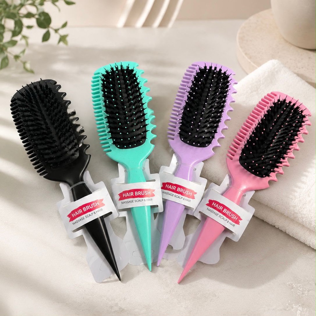🤍CEPILLO PARA EL CABELLO🤍Desenreda el cabello de forma suave y sin maltratarlo. Sus cerdas flexibles ayudan a reducir el quiebre mientras masajean el cuero cabelludo, estimulando la circulación y brindando una sensación relajante. Su mango con punta facilita dividir el cabello para peinados, tintes o tratamientos. Ideal para usar en cabello liso, ondulado, rizado o grueso, tanto húmedo como seco.  • Disponible en varios colores. • Se vende por unidad.  🌸