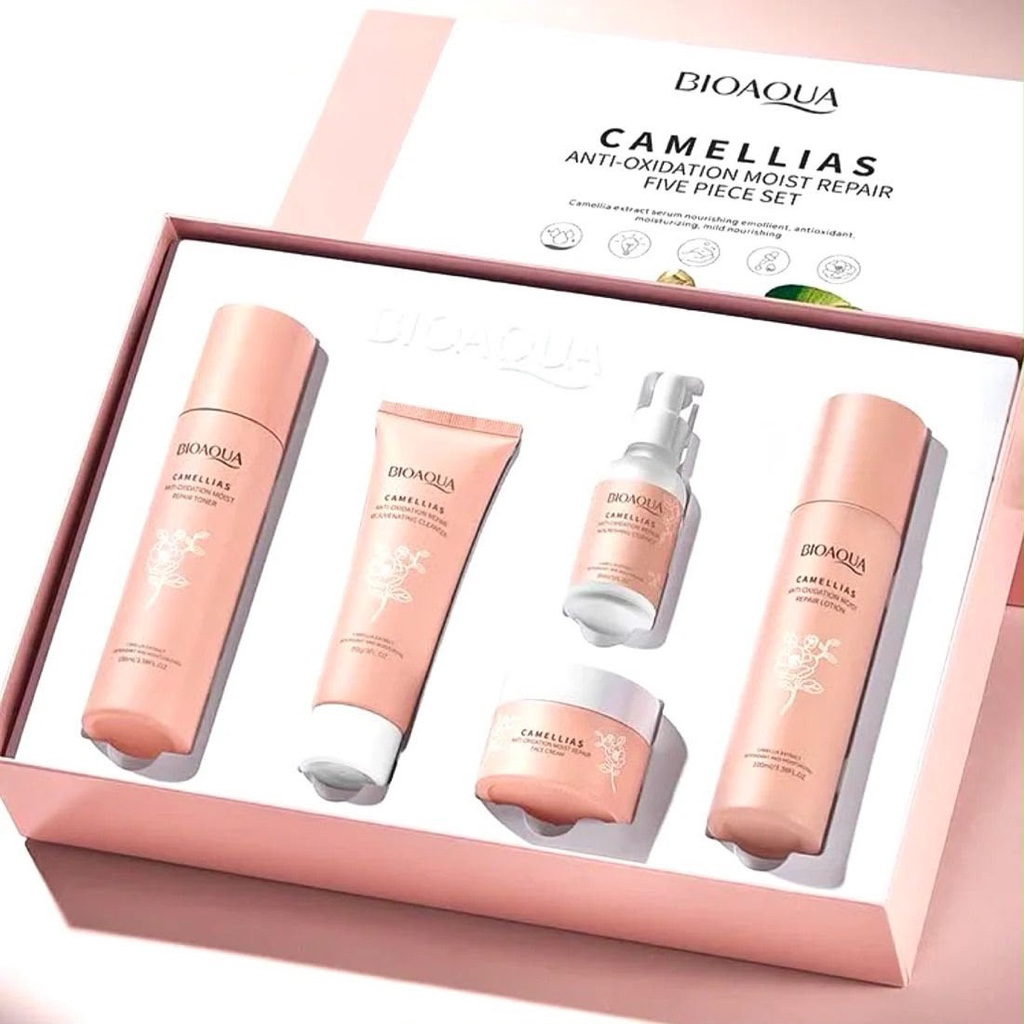 Este kit de camelias Bioaqua está diseñado para hidratar y reparar la piel con sus propiedades antioxidantes. Con ingredientes orgánicos y naturales, este kit promete una piel más suave y radiante. ¡Úsalo para combatir el envejecimiento y mantener una piel saludable! 💗