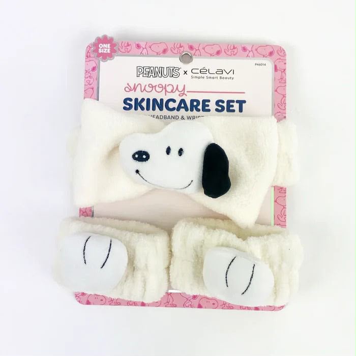 Set para skincare  Incluye banda para cabello  Incluye muñequeras  Diseño de Snoopy