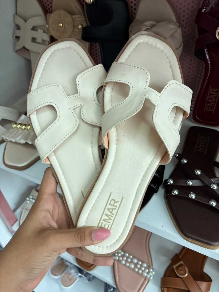 Sandalia beige H