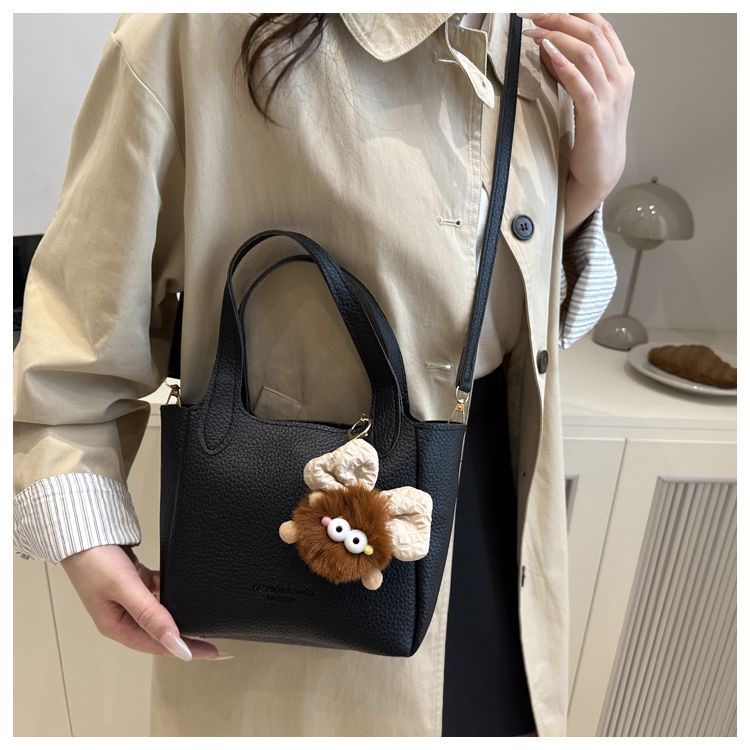 cartera con llavero562