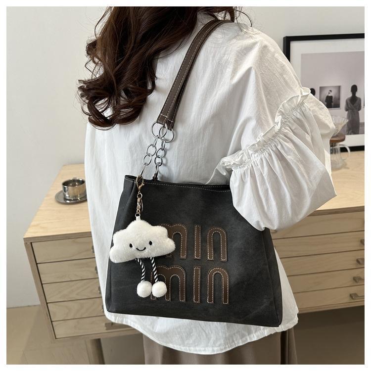 bolso con llavero671
