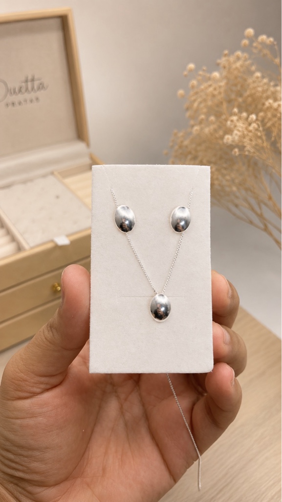 Conjunto Oval Liso