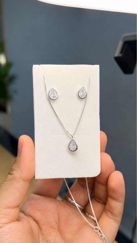 Conjunto Gota Ponto de Luz
