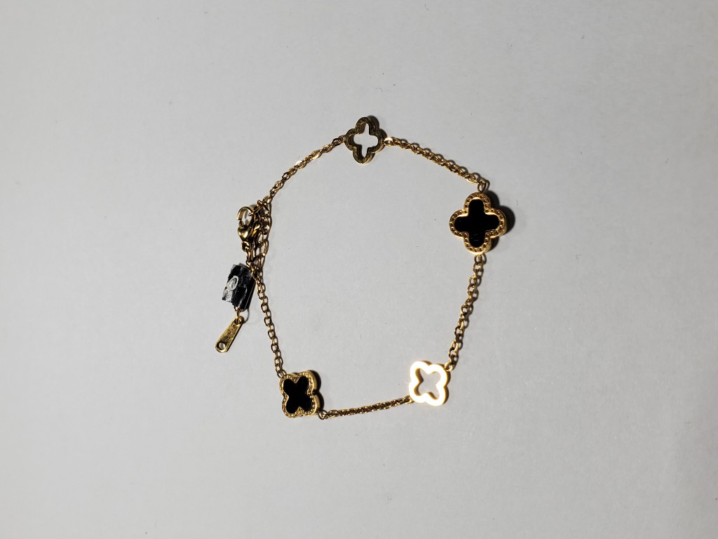Pulsera dorada flores