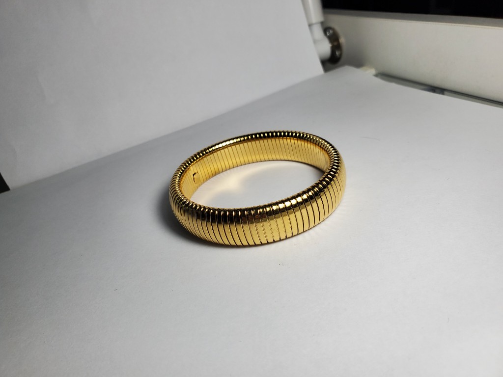 Pulsera dorada completa