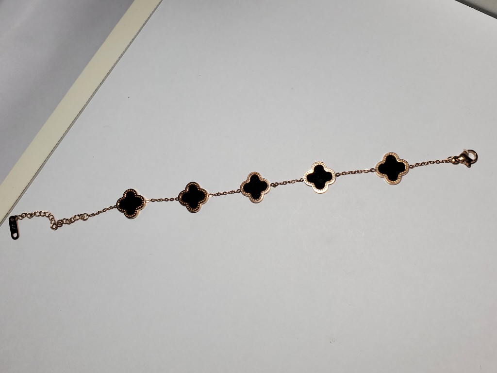 Pulsera clover negra