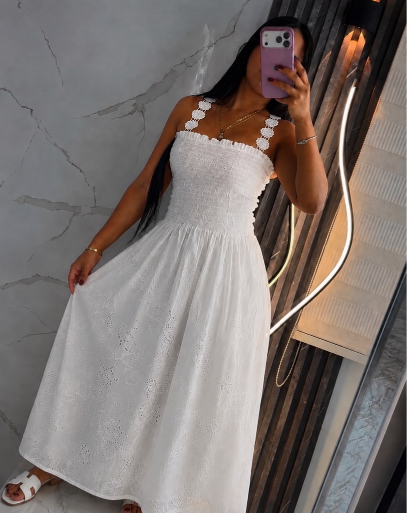 Vestido tiras ojalillo