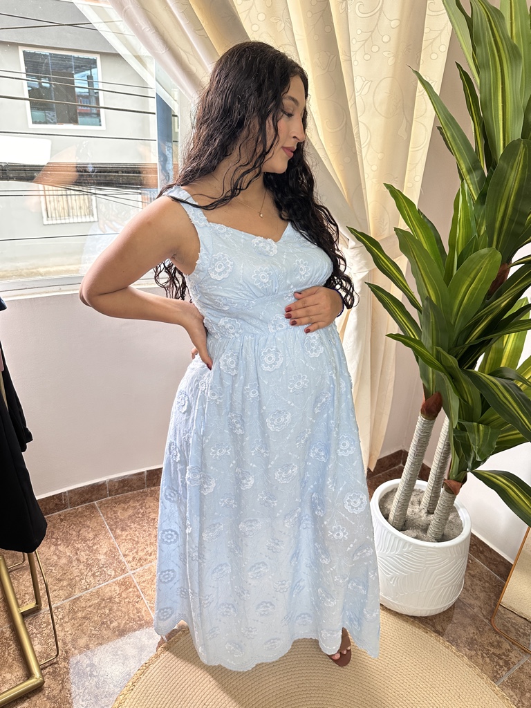 VESTIDO CELESTE LARGO