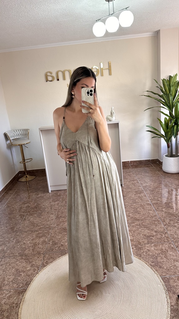 VESTIDO LARGO GRIS