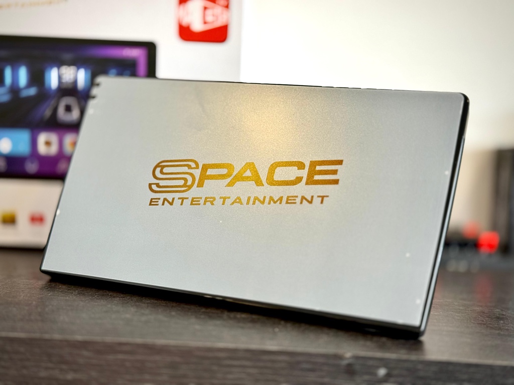 RADIO PANTALLA SPACE 9' 4*64