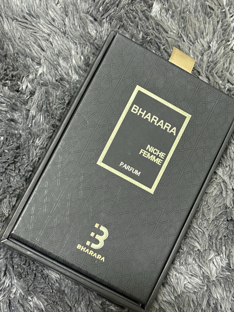 Bharara niche femme