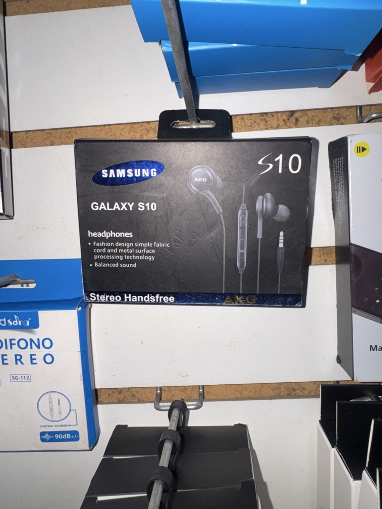 Audífono galaxy s10