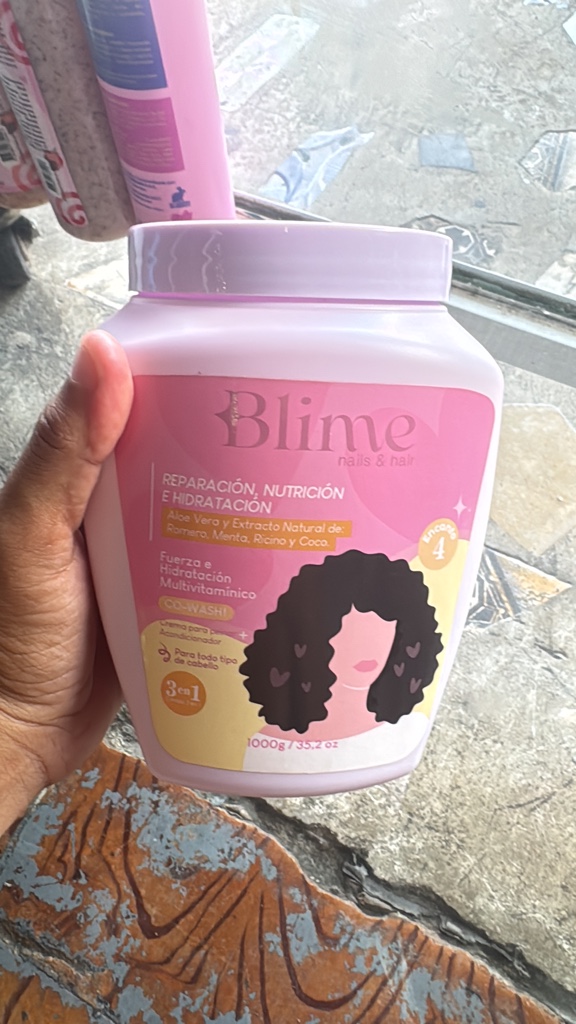 Crema de peinar blime