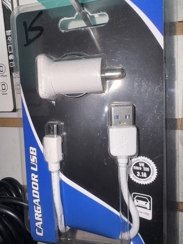 Cargador de carro con cable