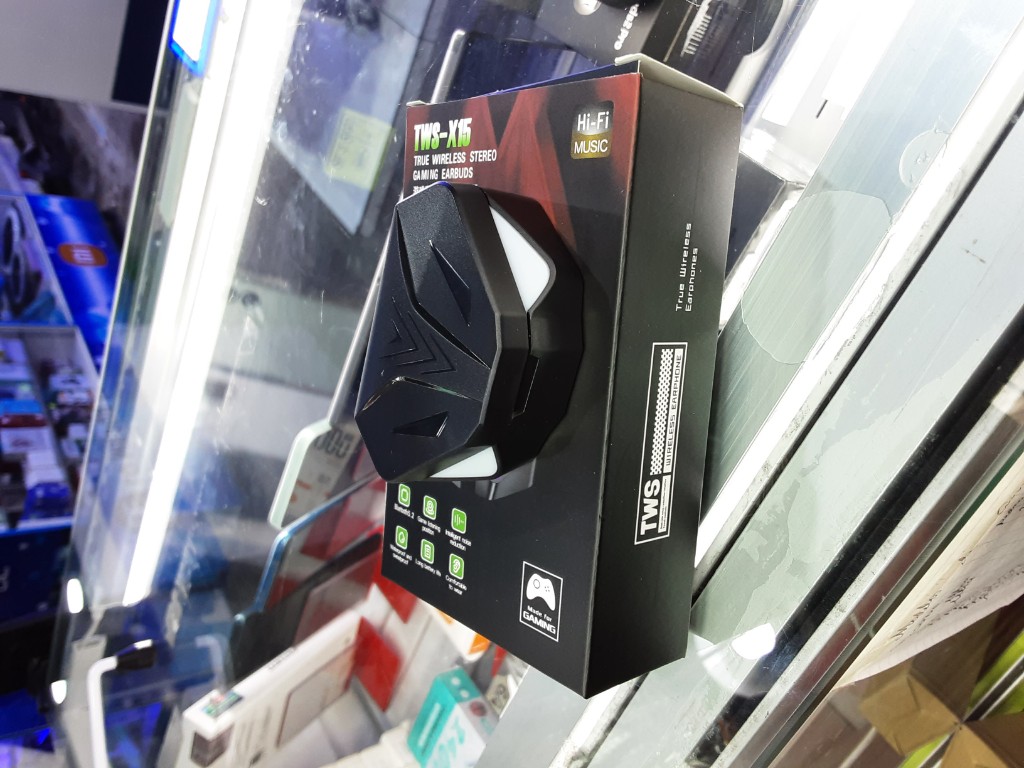 TWS audifonos inalambricos negros