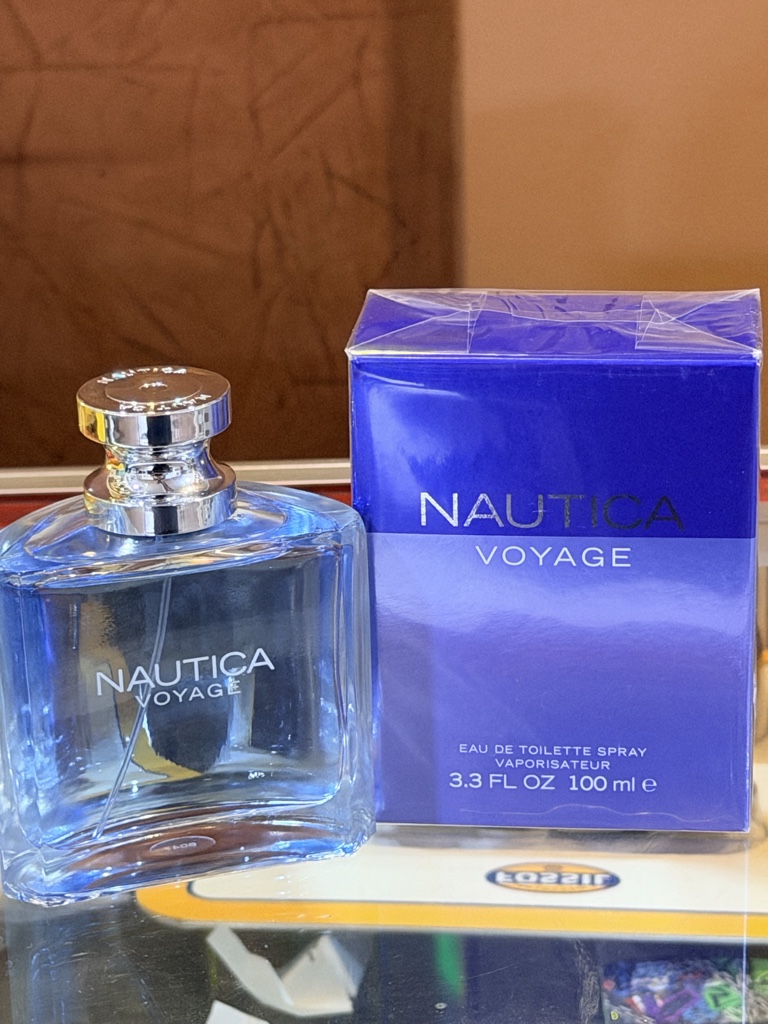 Decants Nautica Voyage azul