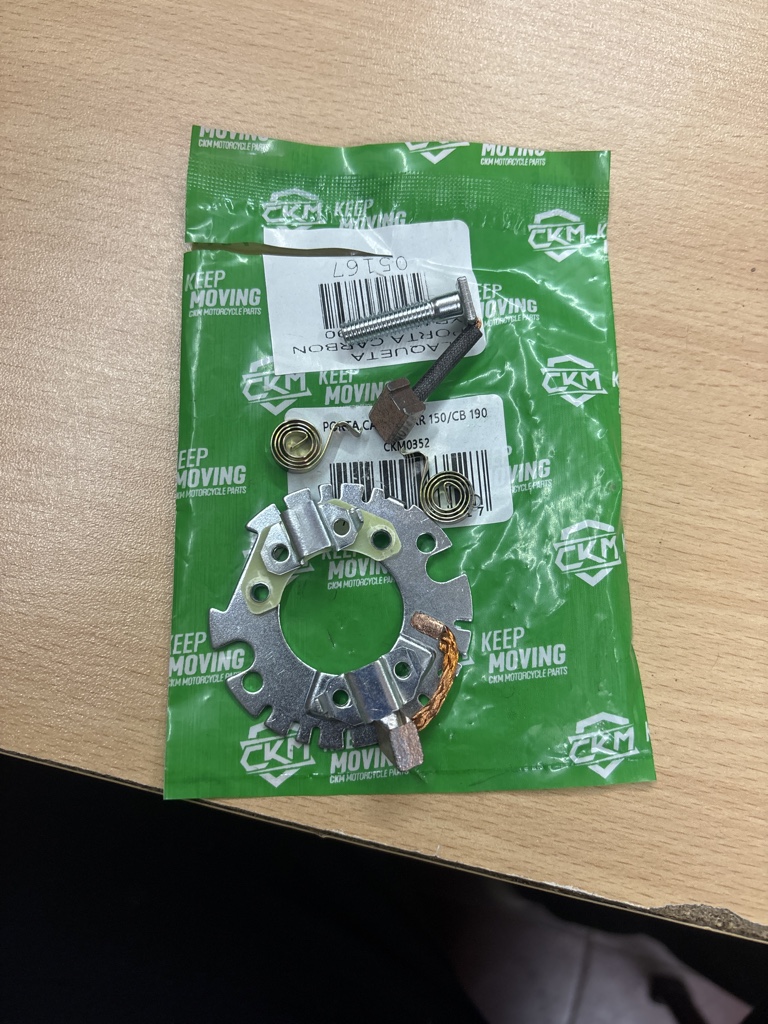 PLAQUETA PORTA CARBON XR150/CB190