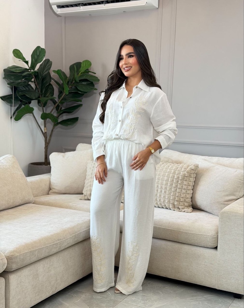 Conjunto blanco elegante 7038