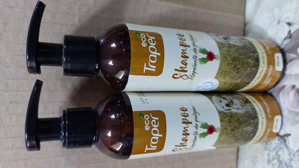 eco Traper shampoo repelente pulgas