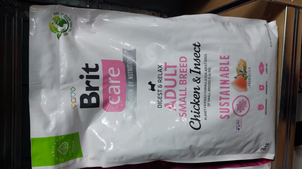 Brit Care Adult Small Breed Chicken & Insect 3kg