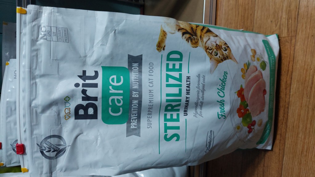Brit Care Sterilized Fresh Chicken 7 kilos
