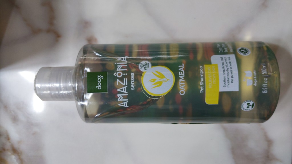 Dog's Amazonia Oatmeal shampoo