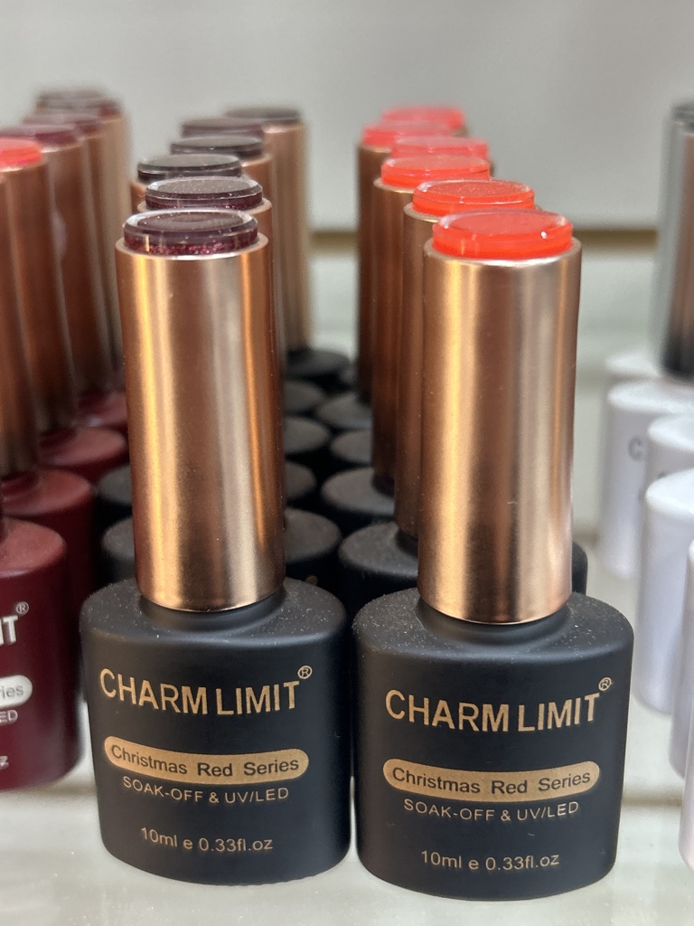 Esmaltes Charm Limit Christmas Red