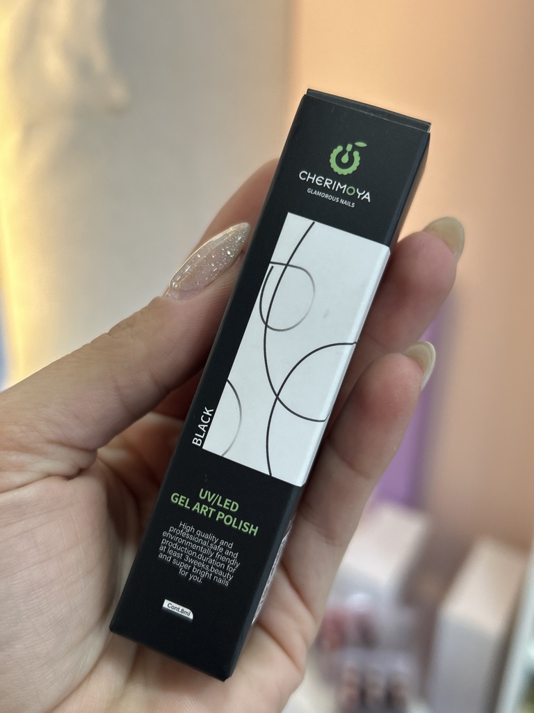 Esmalte Cherimoya liner negro