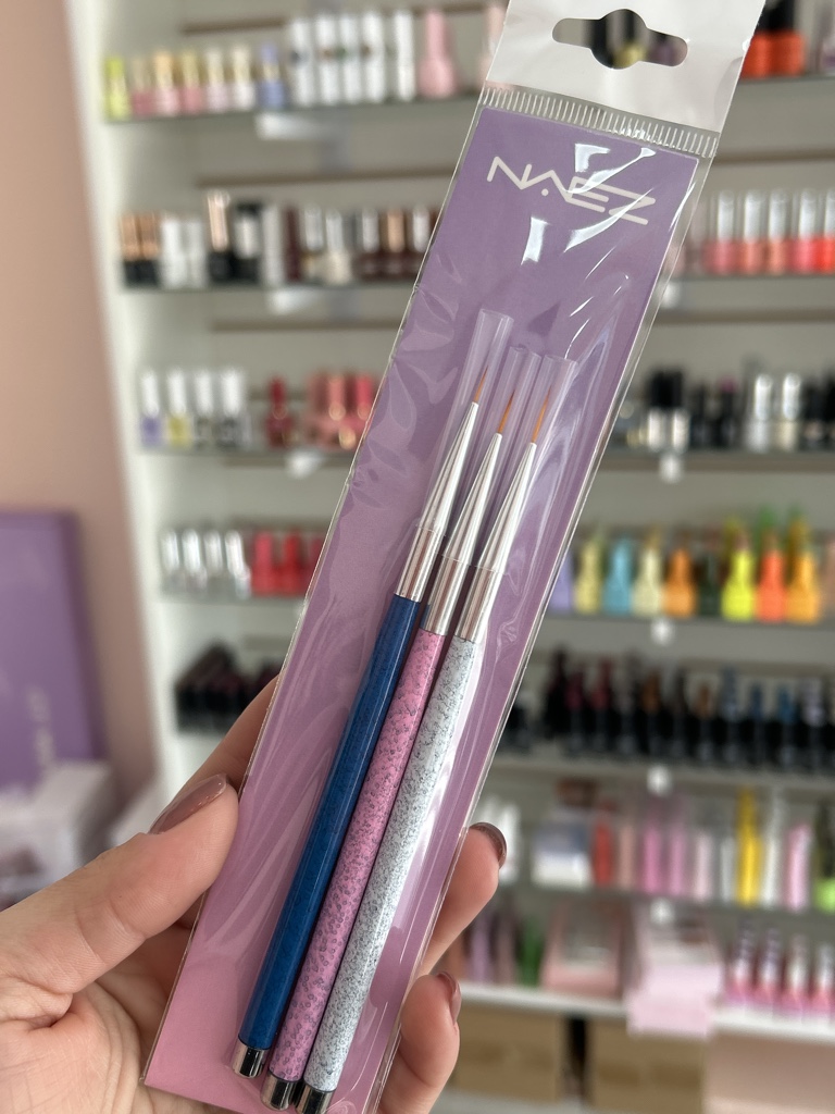 Pincel x3 liner  Naez