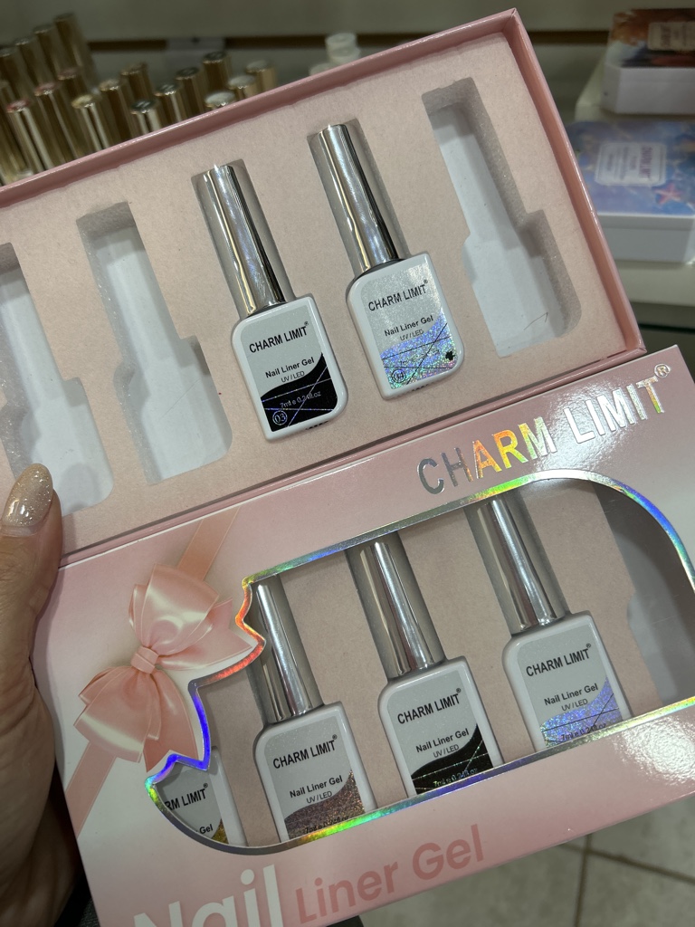 Esmaltes CHARM LIMIT Nail Liner