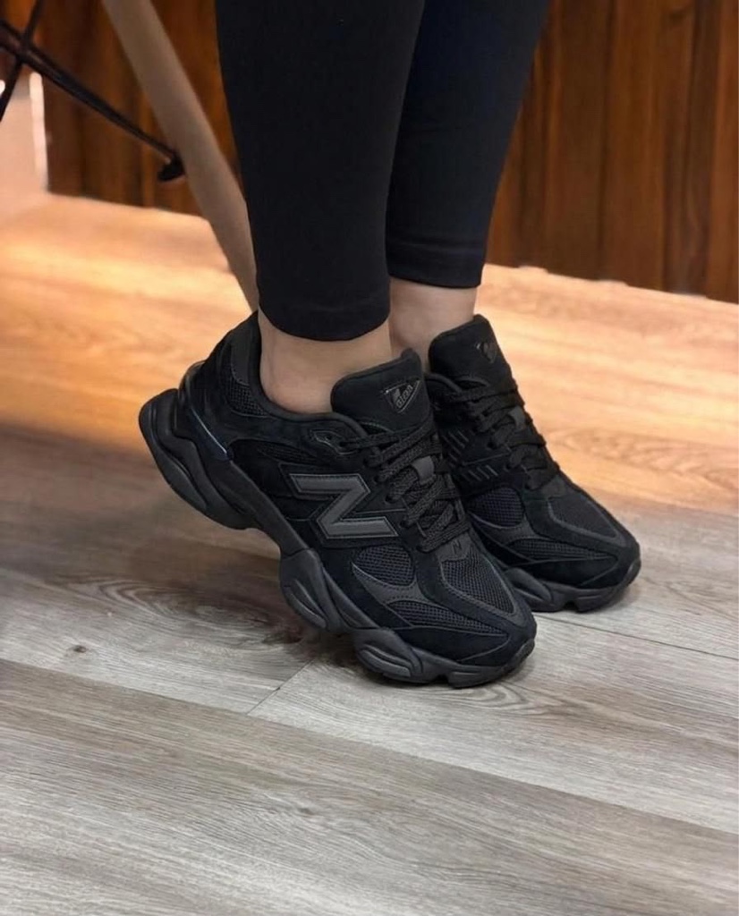 New balance 9060 toda negra