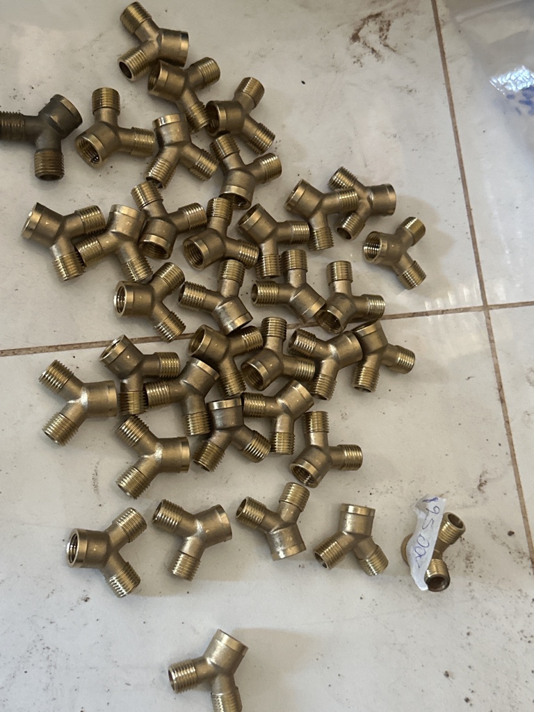 Y Conector bronce