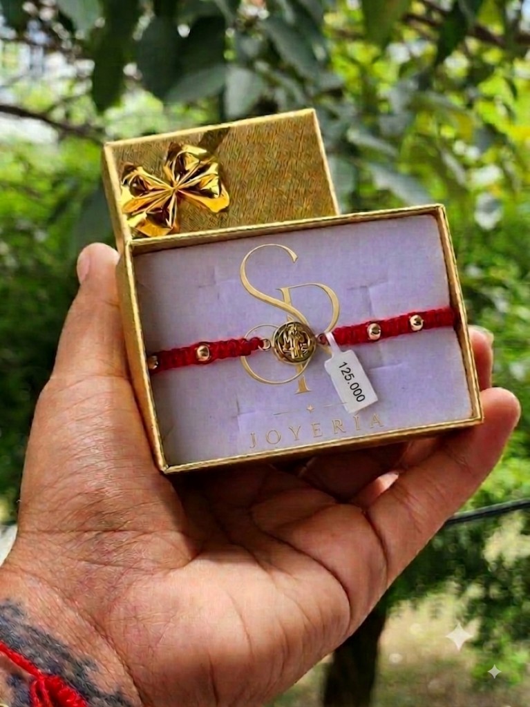 Pulsera San benito con balibes lisos #6 (Oro Laminado 18K)