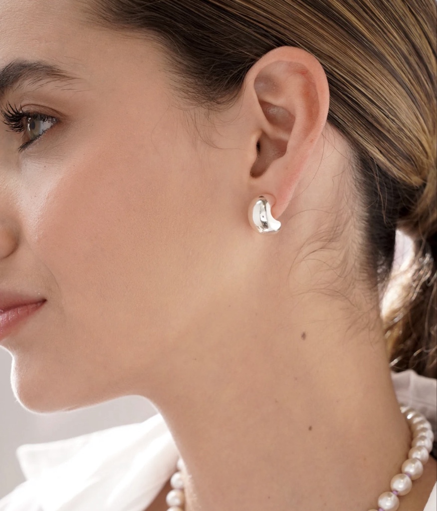 Aretes plateados en forma de casquillo 24277 avemaria