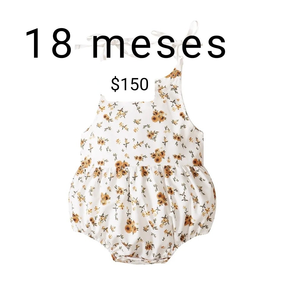 Mameluco floral blanco 18 meses
